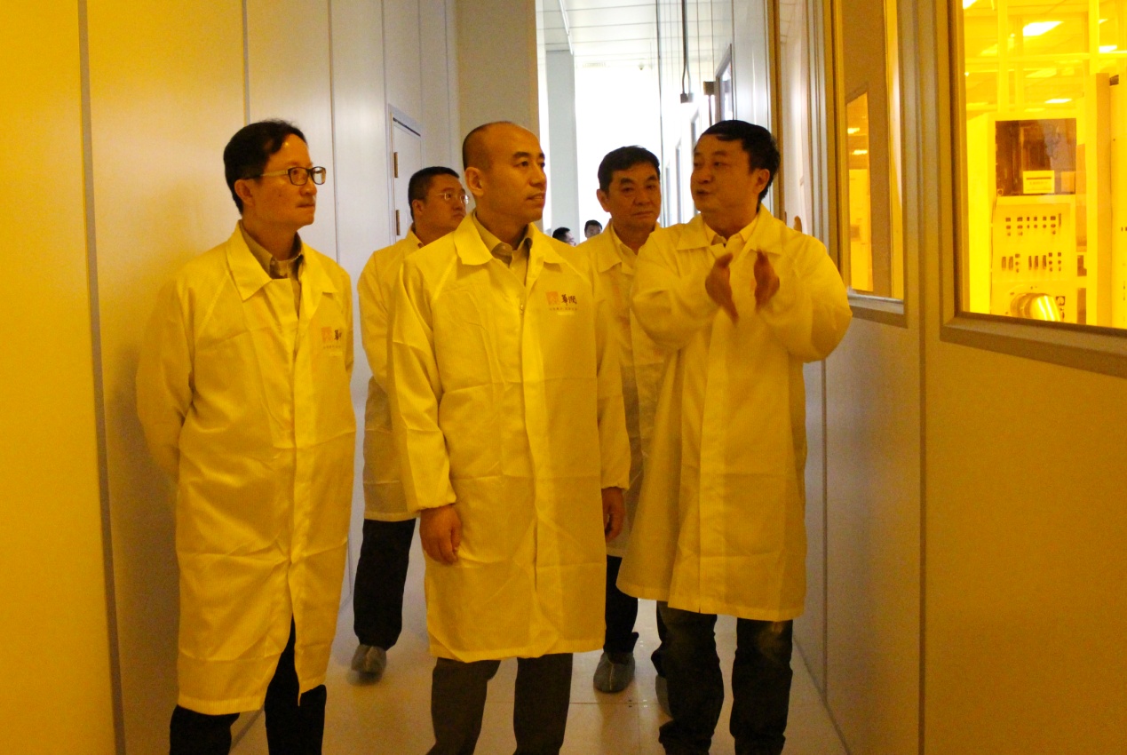 ����18(�й���)�ٷ���վ